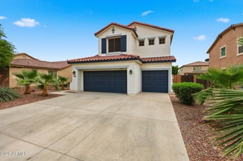 12175 Chase Ln, Avondale, AZ 85323