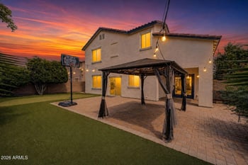 12175 Chase Ln, Avondale, AZ 85323