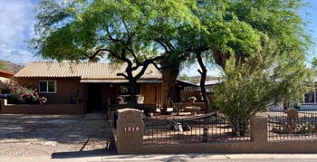 1218 Shangri La Rd, Phoenix, AZ 85020