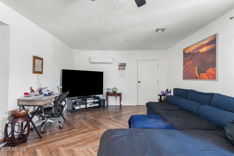 1219 Christy Dr, Phoenix, AZ 85020