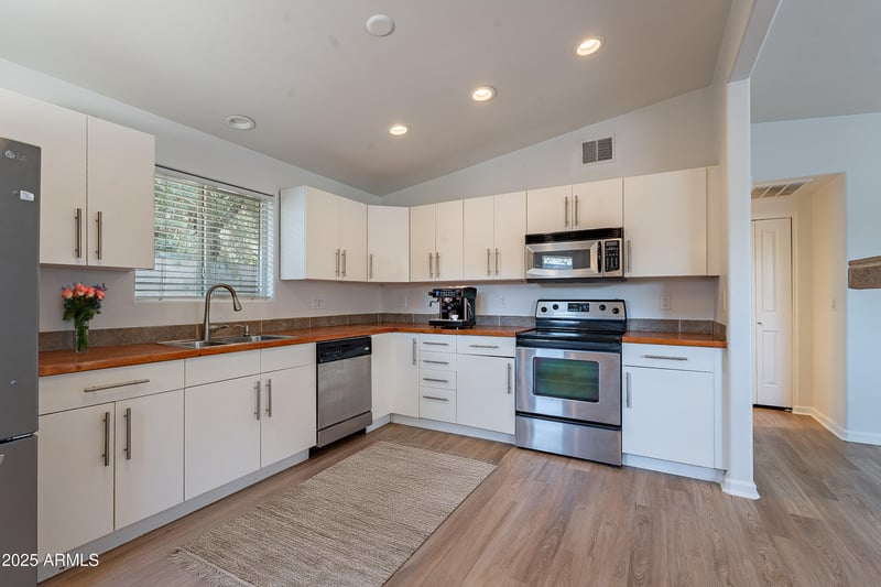 1219 Colter St #8, Phoenix, AZ 85014