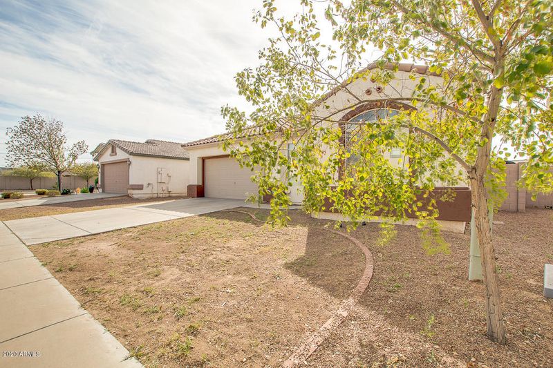 1219 E Grove St, Phoenix, AZ 85040