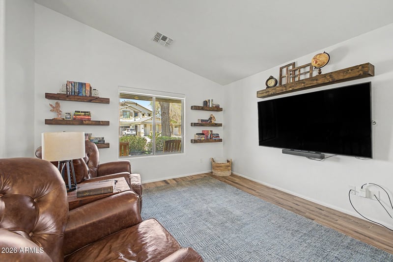 1219 Nancy Ave, San Tan Valley, AZ 85140