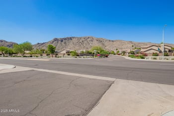 1219 Granite View Dr, Phoenix, AZ 85048