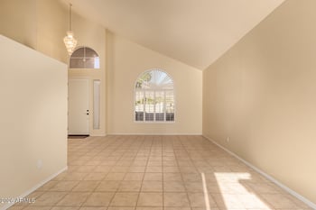 1219 Granite View Dr, Phoenix, AZ 85048