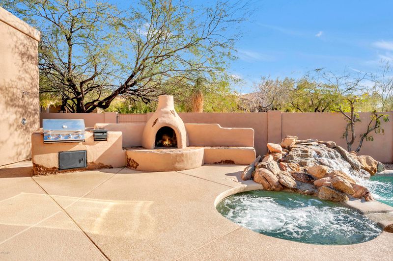 12193 E Columbine Dr, Scottsdale, AZ 85259
