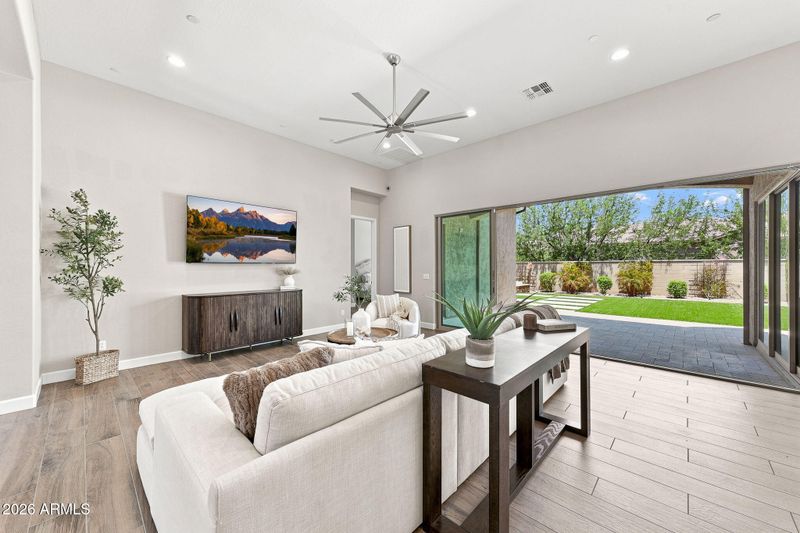 12196 E Clinton St, Scottsdale, AZ 85259