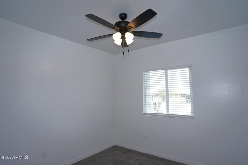 122 5th St, Avondale, AZ 85323