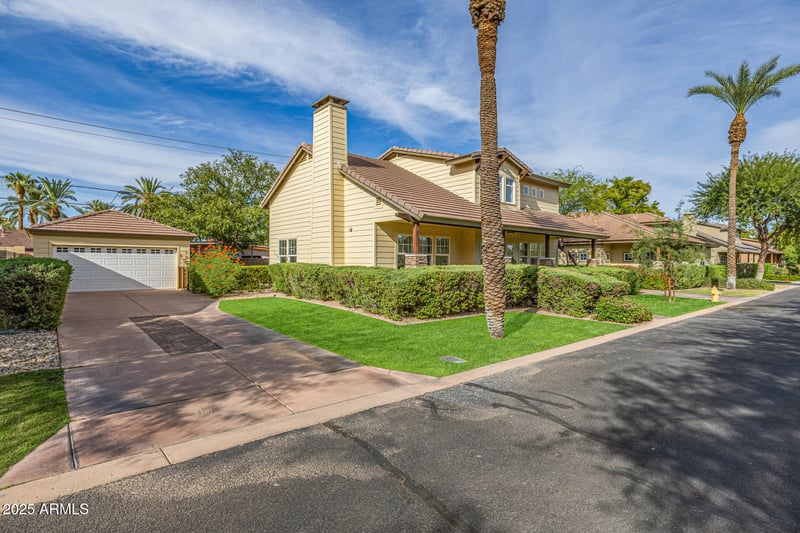 122 Cottage Ln, Tempe, AZ 85282