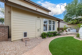 122 Cottage Ln, Tempe, AZ 85282