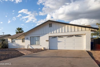 122 Del Rio Dr, Tempe, AZ 85282