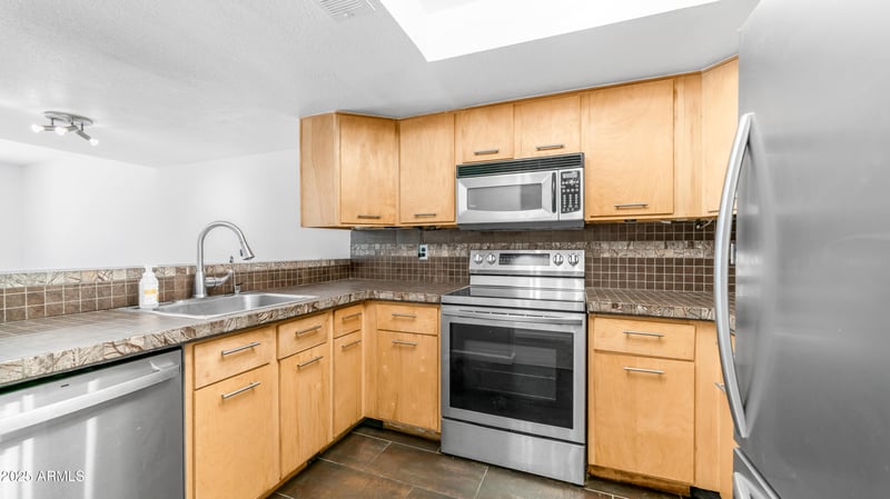 122 Hardy Dr #28, Tempe, AZ 85281