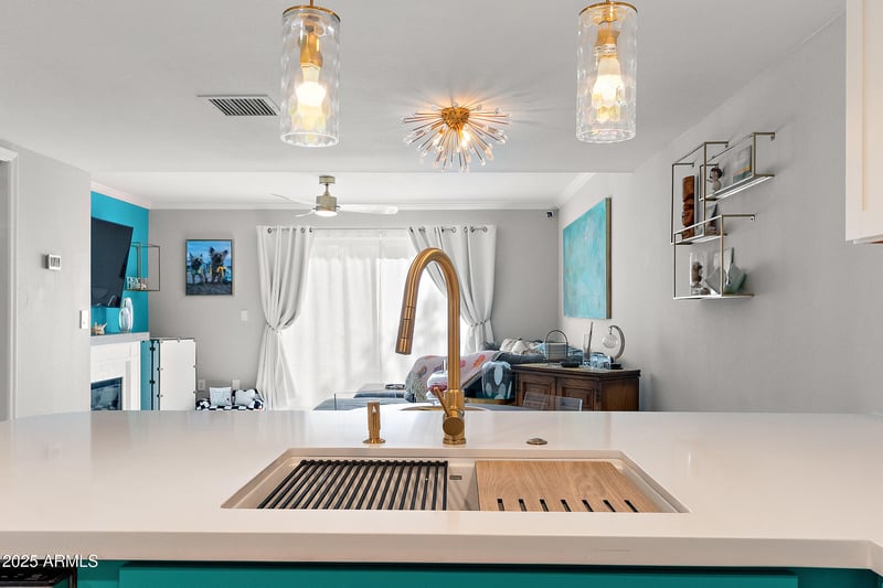 122 Hardy Dr #8, Tempe, AZ 85281