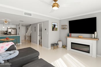 122 Hardy Dr #8, Tempe, AZ 85281