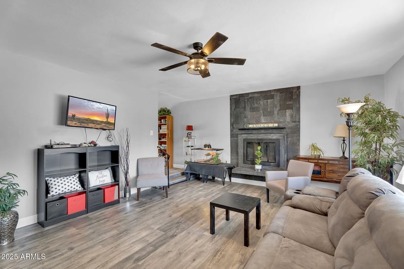 122 Hermosa Dr, Tempe, AZ 85282