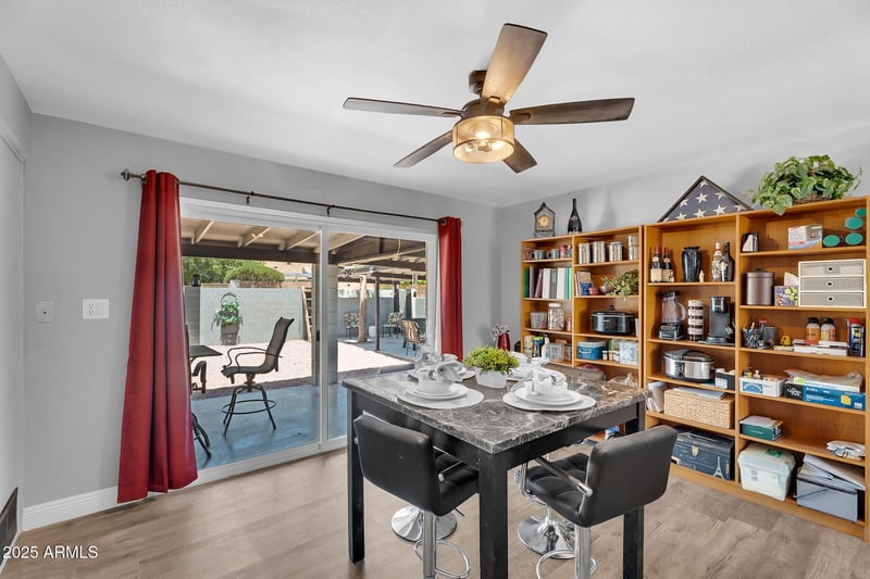122 Hermosa Dr, Tempe, AZ 85282