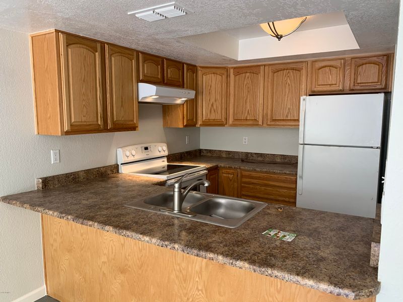 122 S Hardy Dr #27, Tempe, AZ 85281
