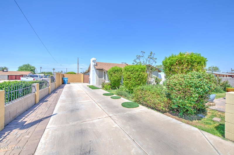 122 W Grove St, Phoenix, AZ 85041