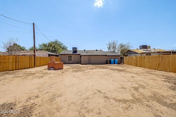122 W Roeser Rd, Phoenix, AZ 85041
