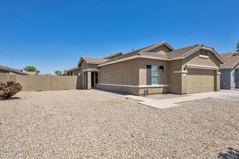 1220 Heather Dr, San Tan Valley, AZ 85140