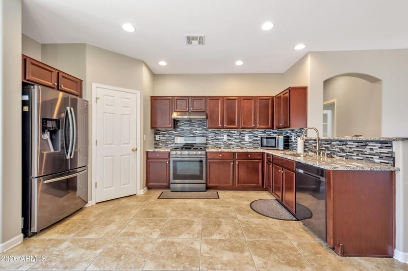 1220 Heather Dr, San Tan Valley, AZ 85140