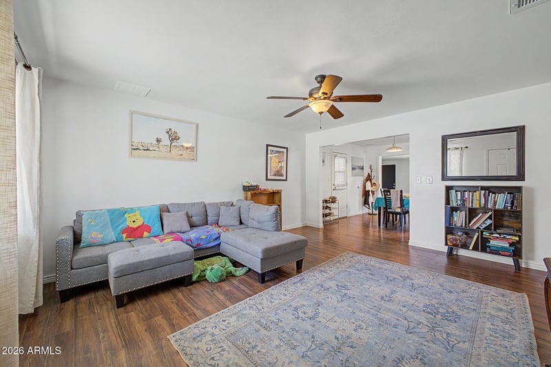 1220 E Las Palmaritas Dr, Phoenix, AZ 85020