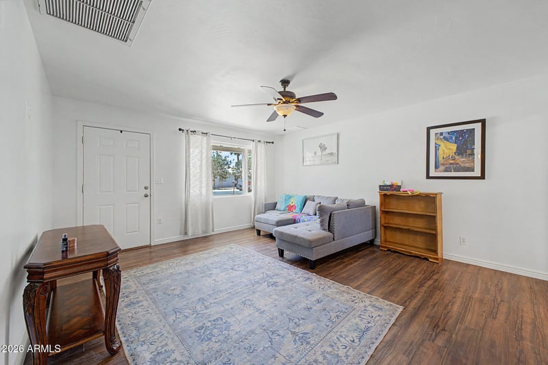 1220 E Las Palmaritas Dr, Phoenix, AZ 85020