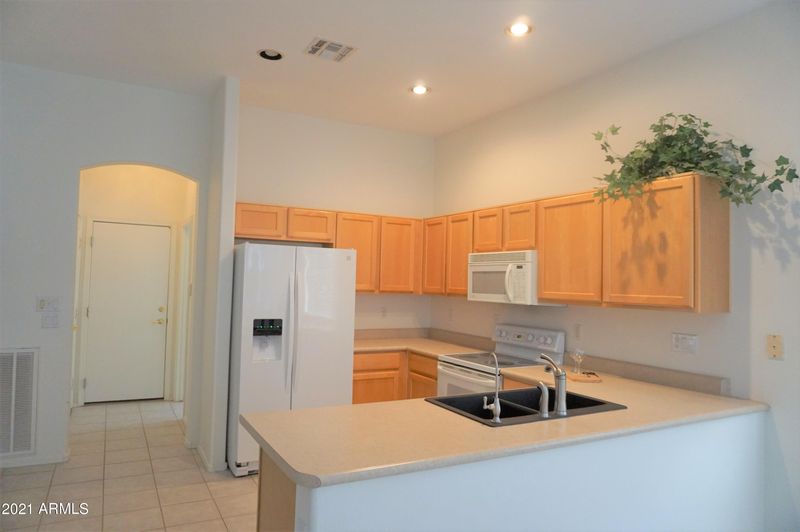 1220 E Westchester Dr, Chandler, AZ 85249