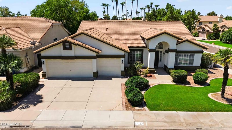 1220 N Cayman Dr, Gilbert, AZ 85234