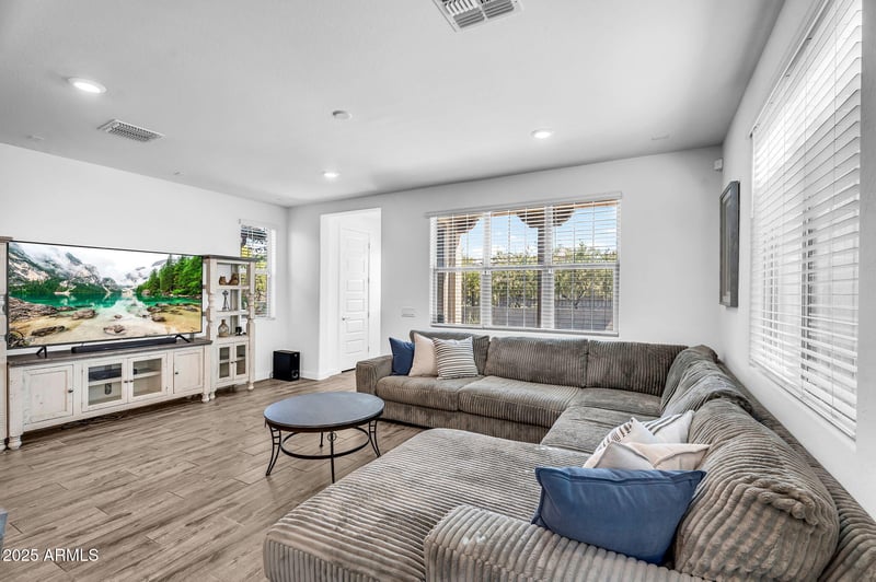 1220 Weatherby Way, Chandler, AZ 85286