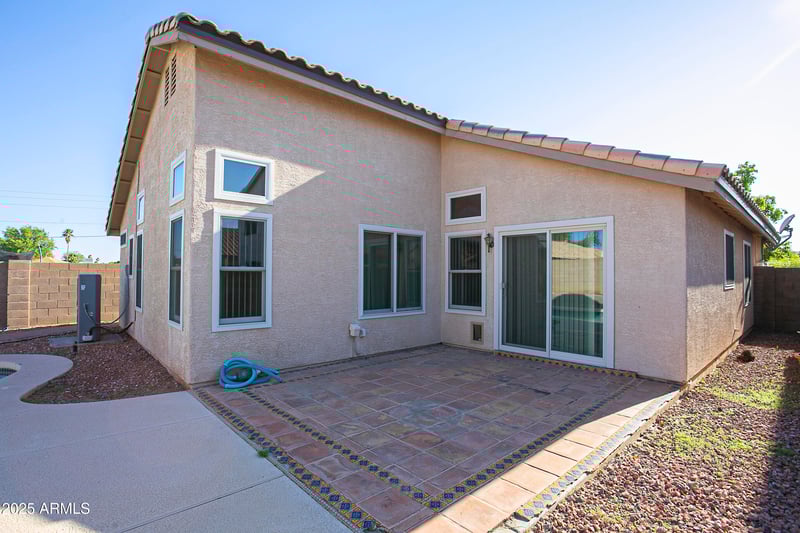 12205 41st Ln, Phoenix, AZ 85029