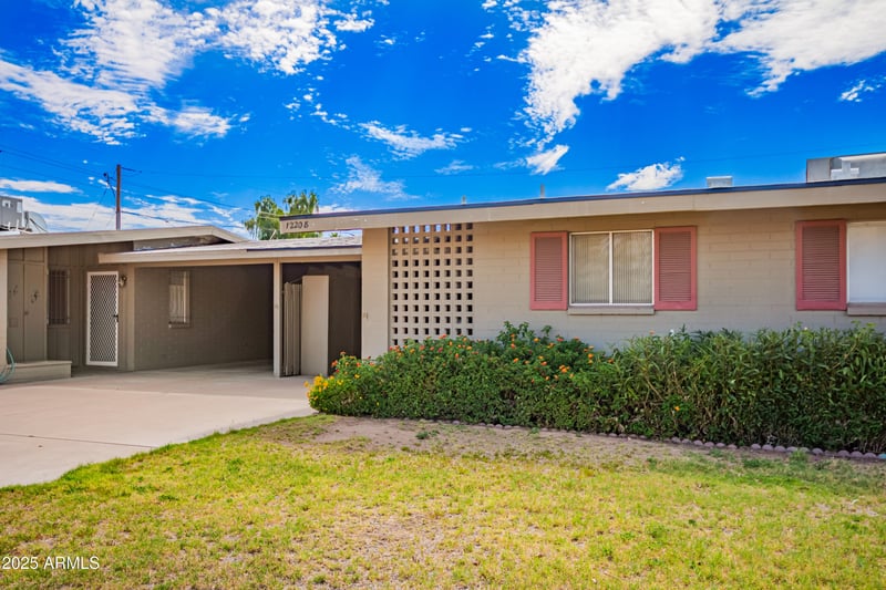 12208 103rd Ave, Sun City, AZ 85351