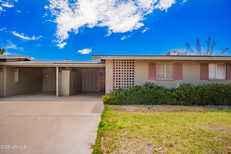 12208 103rd Ave, Sun City, AZ 85351
