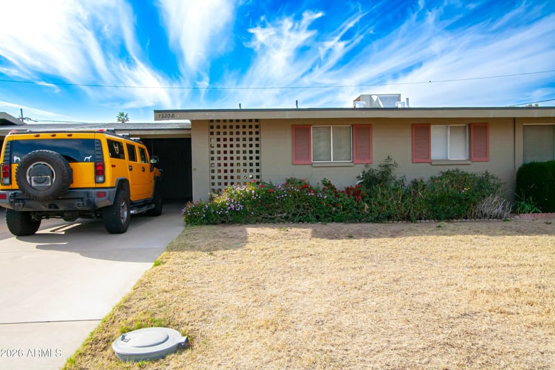 12208 103rd Ave, Sun City, AZ 85351