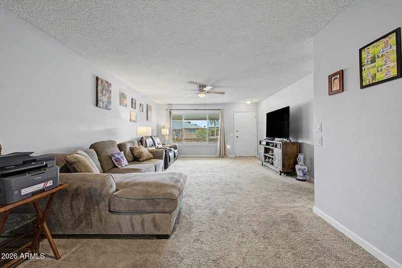 12209 Mission Dr, Sun City, AZ 85351