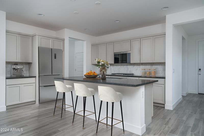 12209 W Levi Dr, Avondale, AZ 85323