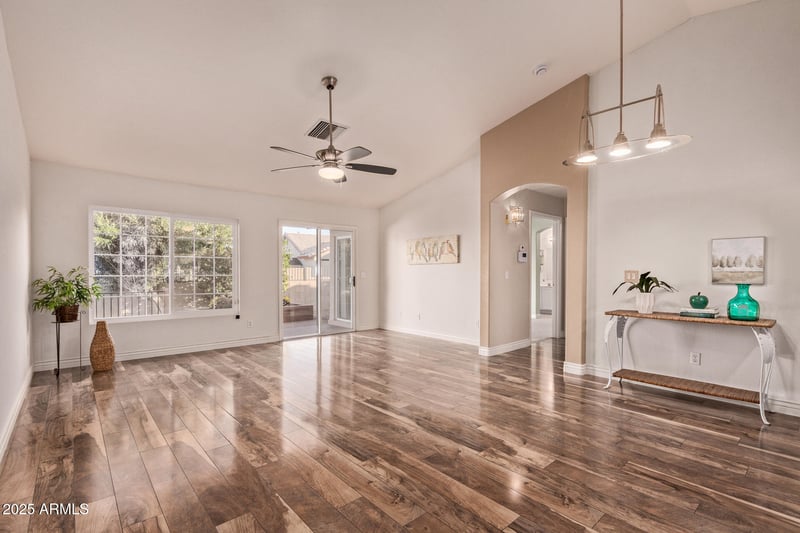 1221 Bridger Dr, Chandler, AZ 85286