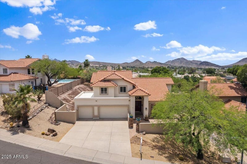 1221 Claire Dr, Phoenix, AZ 85022