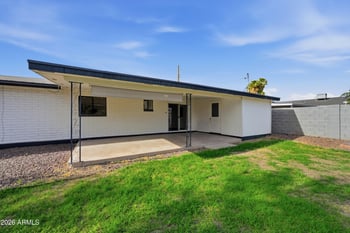 1221 Elm St, Phoenix, AZ 85014