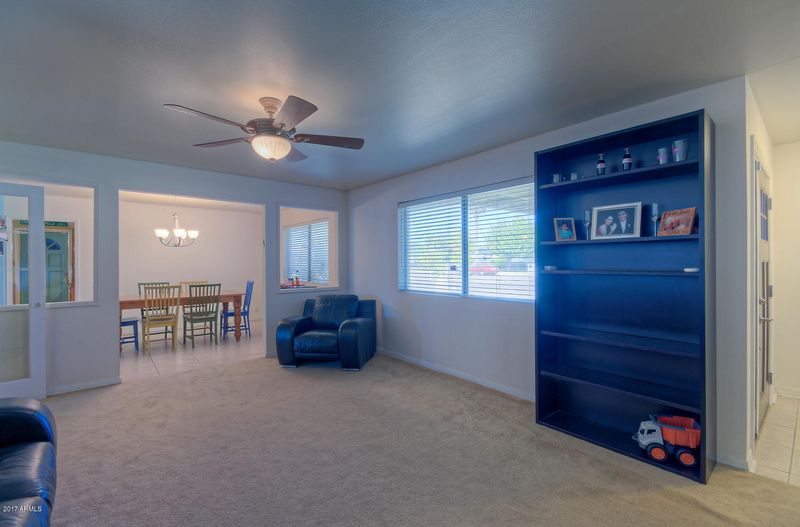 1221 E Palmaire Dr, Phoenix, AZ 85020