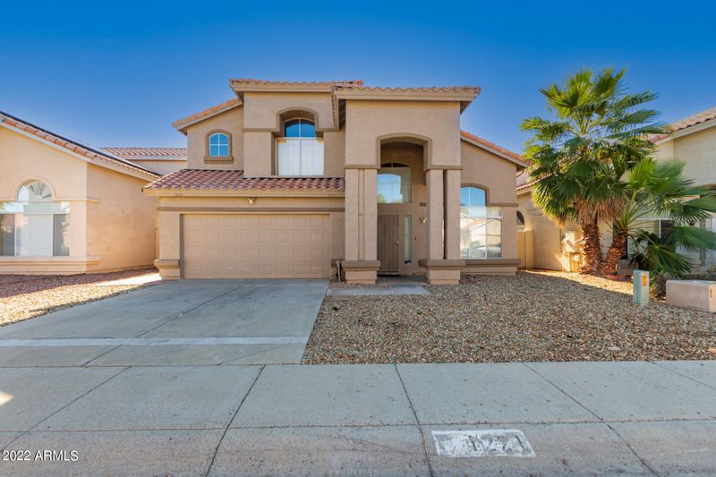 1221 E Saint John Rd, Phoenix, AZ 85022