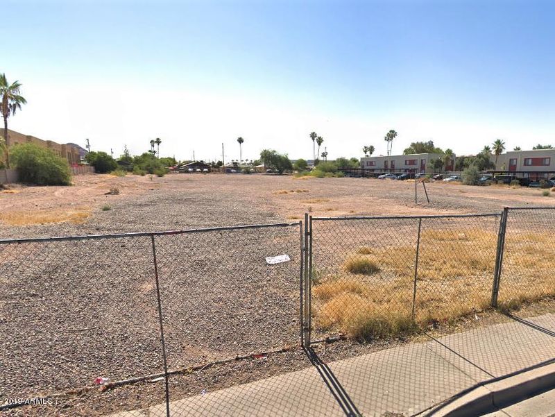 1221 N 48th St #-, Phoenix, AZ 85008