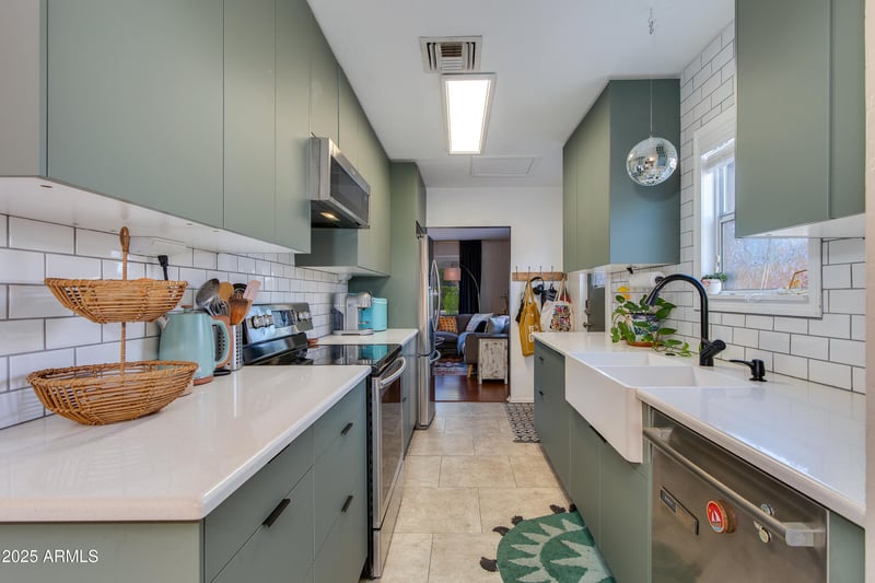 1221 Oregon Ave, Phoenix, AZ 85014