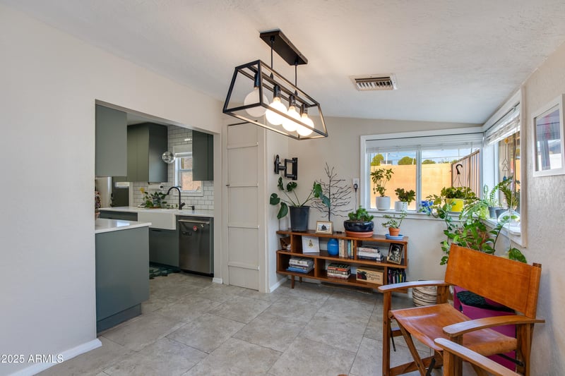 1221 Oregon Ave, Phoenix, AZ 85014