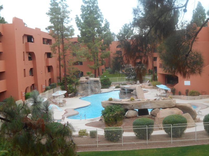 12212 N Paradise Village Pw S #317, Phoenix, AZ 85032