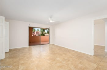12212 N Paradise Village Pw S #318, Phoenix, AZ 85032