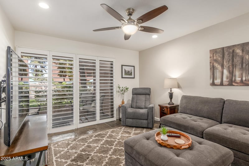12212 Paradise Village Pw #109, Phoenix, AZ 85032