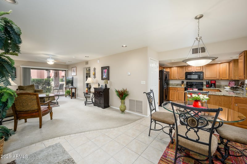 12212 Paradise Village Pw #146, Phoenix, AZ 85032