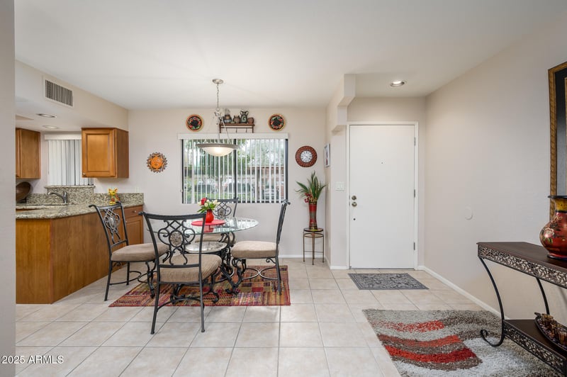 12212 Paradise Village Pw #146, Phoenix, AZ 85032