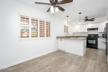 12212 Paradise Village Pw #428, Phoenix, AZ 85032